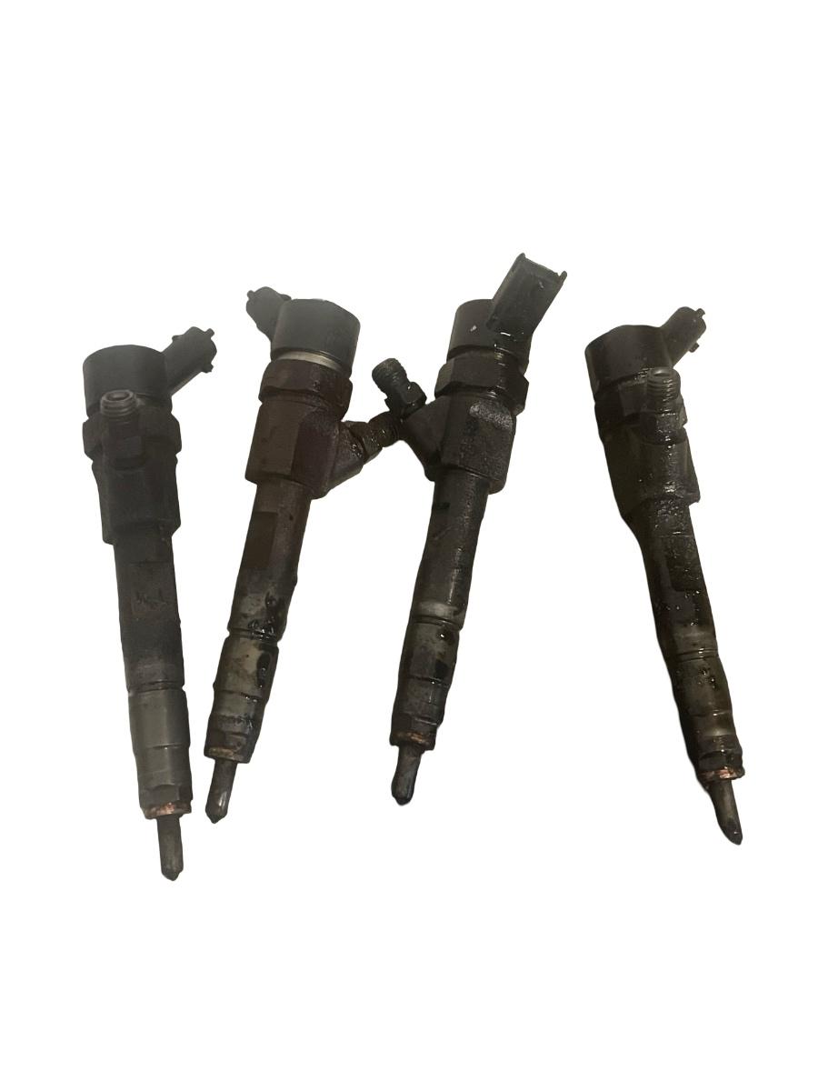 Set injectoare combustibil RENAULT SCENIC II JM0/1_ 2003 - > 1.9 dCi F9Q 812 8200100272