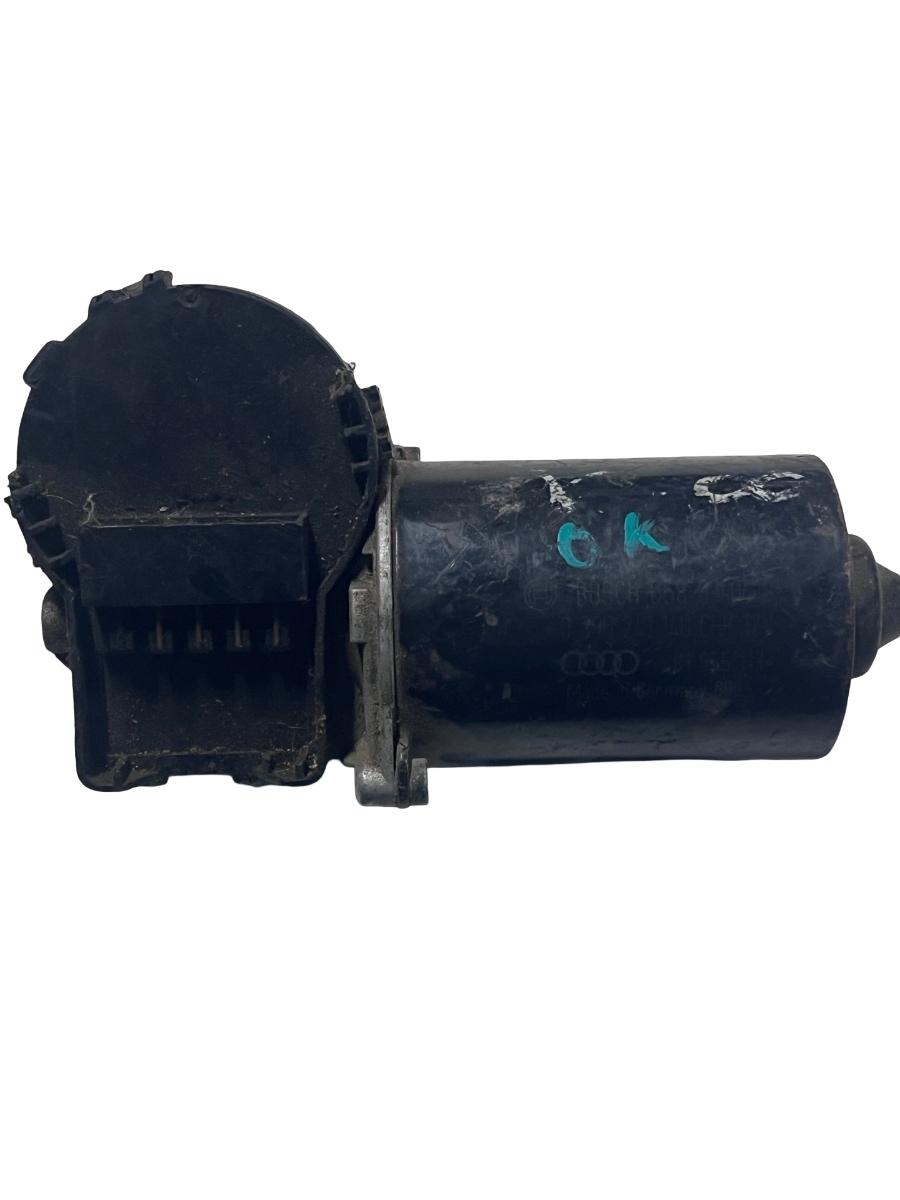 Motoras stergatoare  AUDI A6 II 4B2, 4B4, C5 1997 - 2005 0390241140