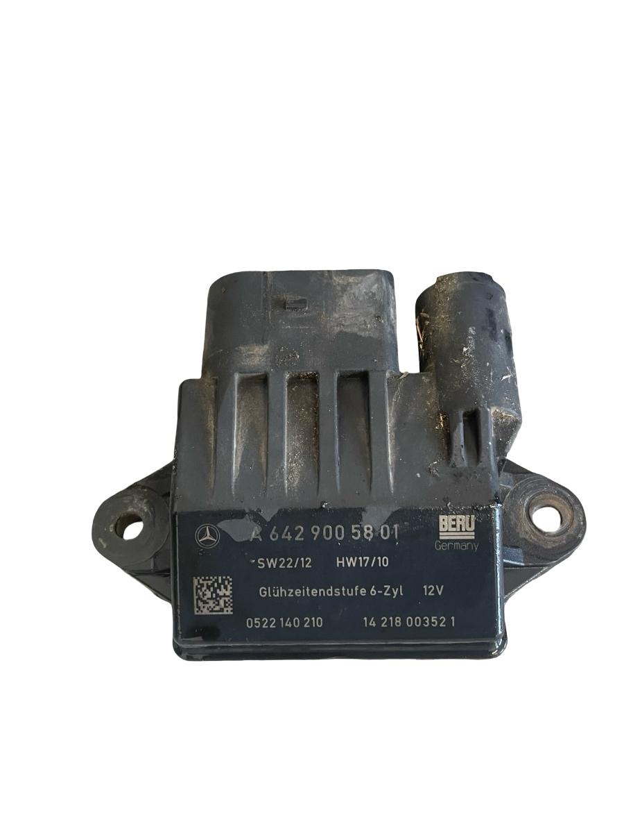 Releu preincalzire bujii incandescente JEEP COMMANDER XK, XH 2005 - 2010 3.0 CRD 4x4 642.980 A6429005801