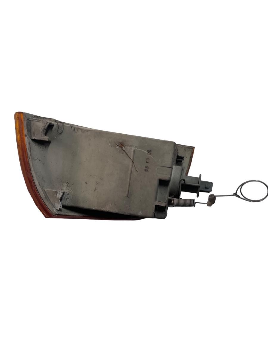 Lampa de semnalizare dreapta fata FIAT PUNTO 176_ 1993 - 1999 (Crapata carcasa spate) – foto 3