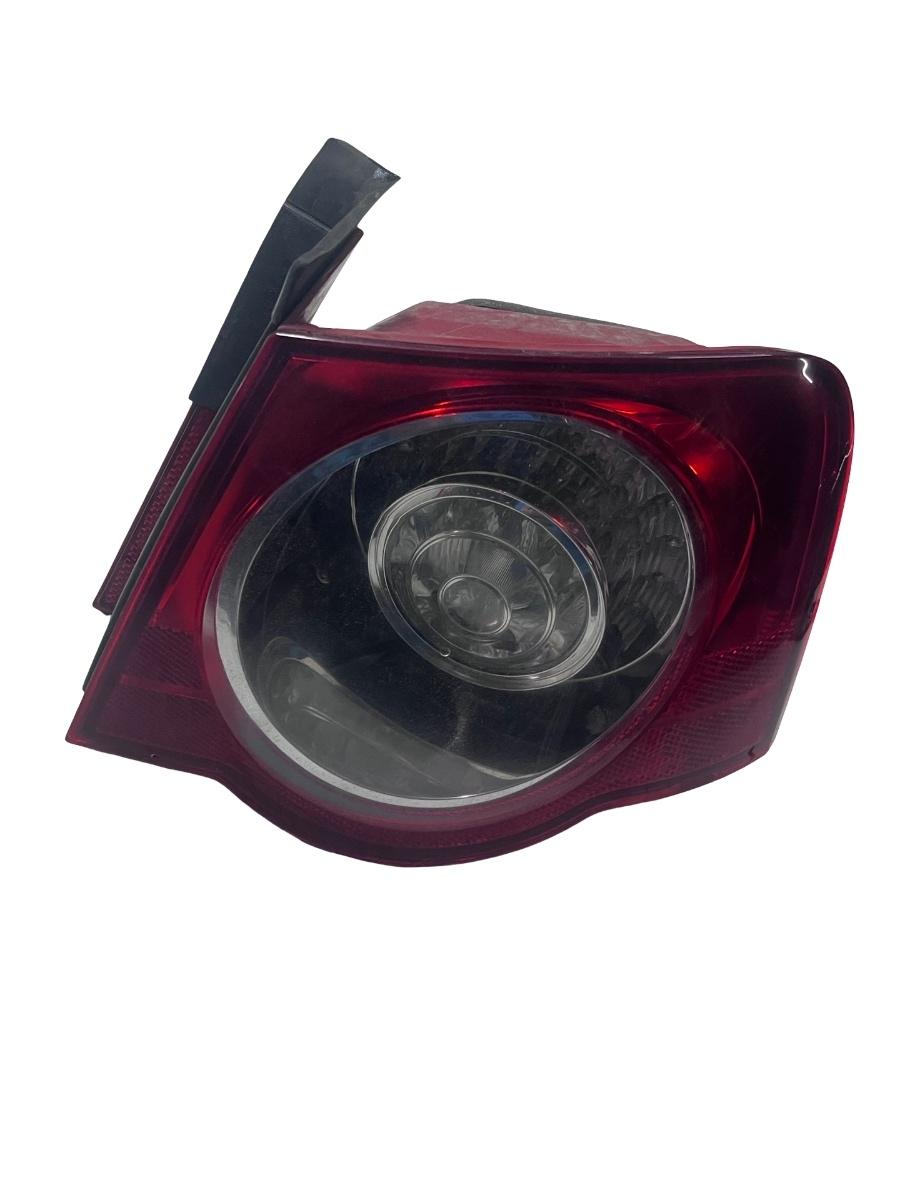 Lampa spate / Stop dreapta spate aripa VOLKSWAGEN PASSAT 3C2  Berlina 2005 - 2010