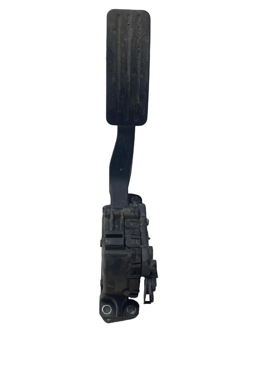 Pedala de acceleratie DACIA LOGAN LS_ 2004 Facelift  - > 8200386506D