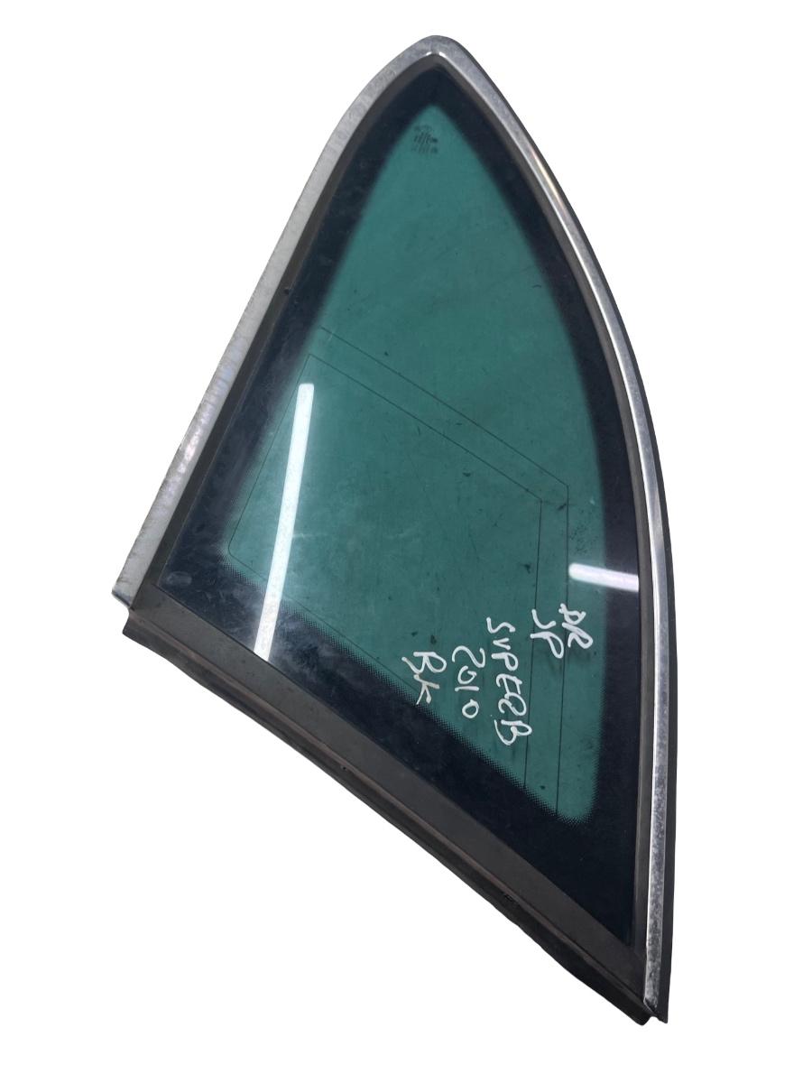 Geam fix  dreapta spate SKODA SUPERB Break  3T4 2008 - 2015