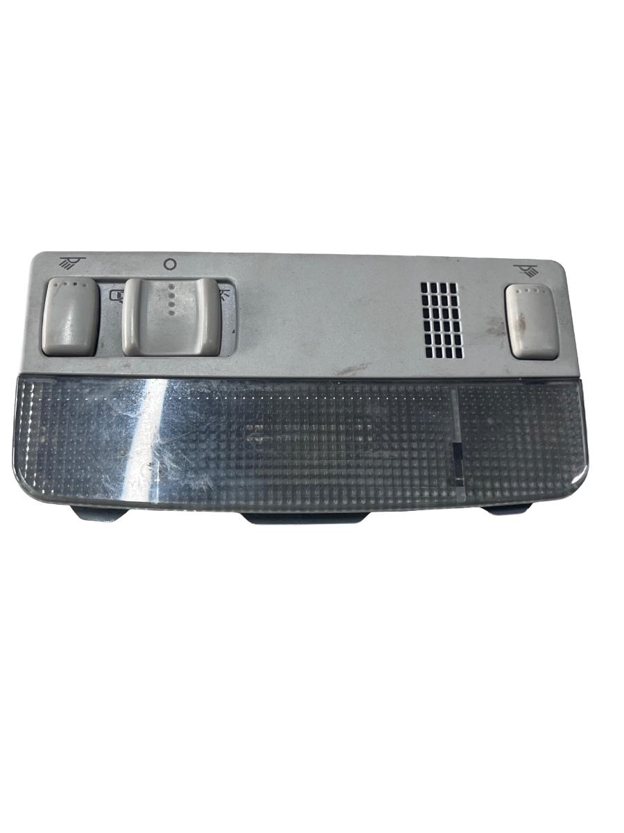 Plafoniera VOLKSWAGEN TRANSPORTER V Bus 7HB, 7HJ, 7EB, 7EJ, 7EF, 7EG, 7HF, , SKODA OCTAVIA 1Z3 2004 - 2013 VAG 3B0947105C