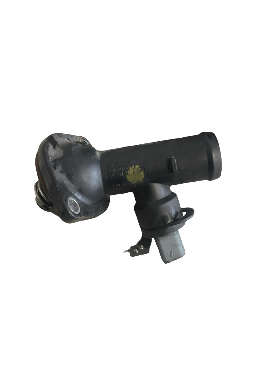 Corp termostat cu senzor  VOLKSWAGEN PASSAT 3C2 2005 - 2010 2.0 TDI BMR, CBBB 03L121121A