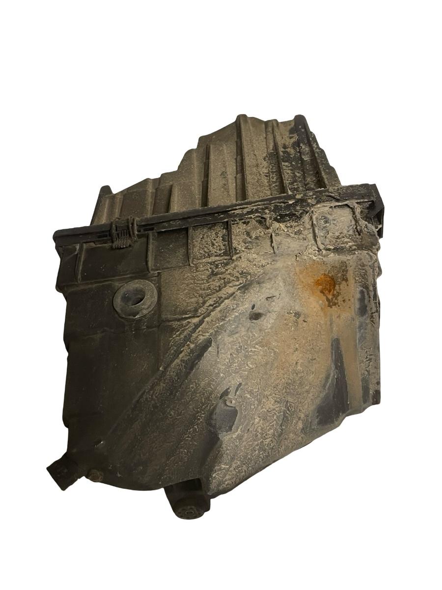 Carcasa filtru de aer VOLKSWAGEN TRANSPORTER V Box 7HA, 7HH, 7EA, 7EH 2003 - > 2.5 TDI BNZ 4X4 EURO4