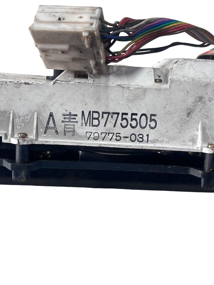 Altimetru  MITSUBISHI PAJERO II Canvas Top V2_W, V4_W 1990 - 2000 MB775505 – foto 3