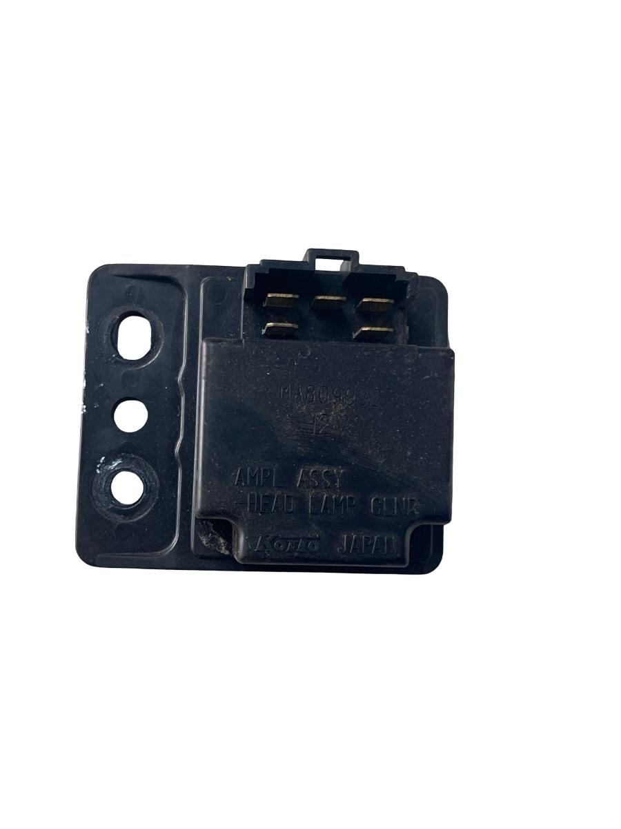 Releu spalator faruri MITSUBISHI PAJERO II Canvas Top V2_W, V4_W 1990 - 2000 MA809932