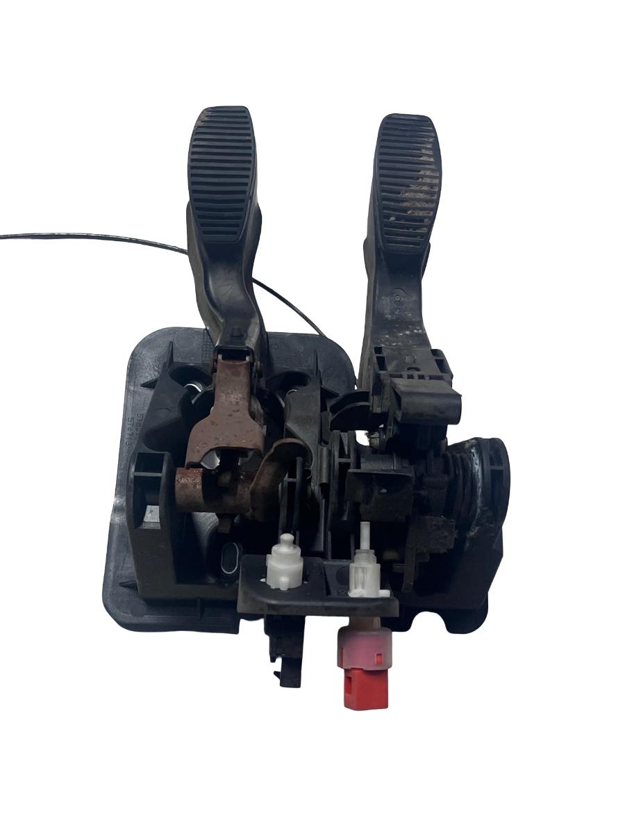 Pedala de ambreiaj + frana FIAT 500 312 2007 - > 51804329