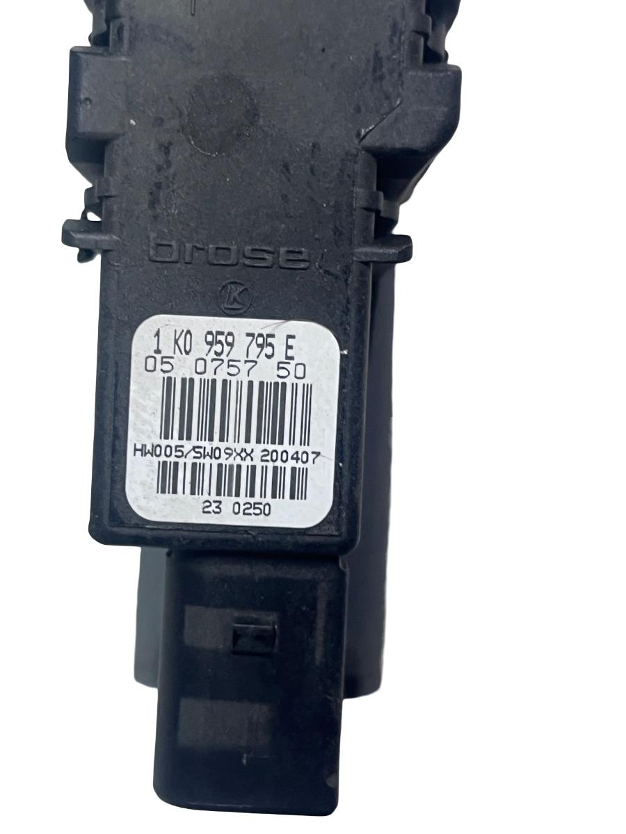 Motoras geam stanga spate VOLKSWAGEN GOLF PLUS 5M1, 521 2004 - 2013 1K0959795E – foto 3