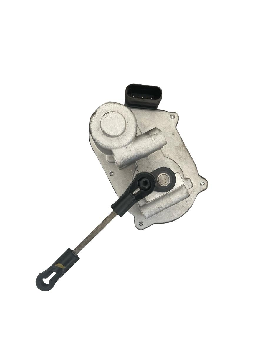 Actuator/motor clapeta galerie de admisie AUDI A5/S5 8T3 2007 - 2017 2.7 TDI CAMB, CGKB 706870010