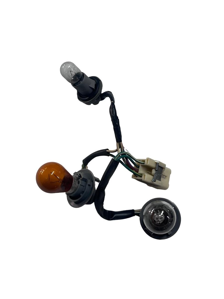 Soclu dreapta spate TOYOTA YARIS _P13_ 2012 - >