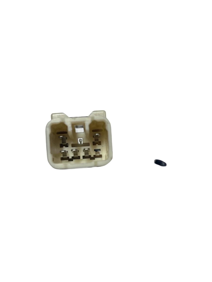 Soclu dreapta spate TOYOTA YARIS _P13_ 2012 - > – foto 2