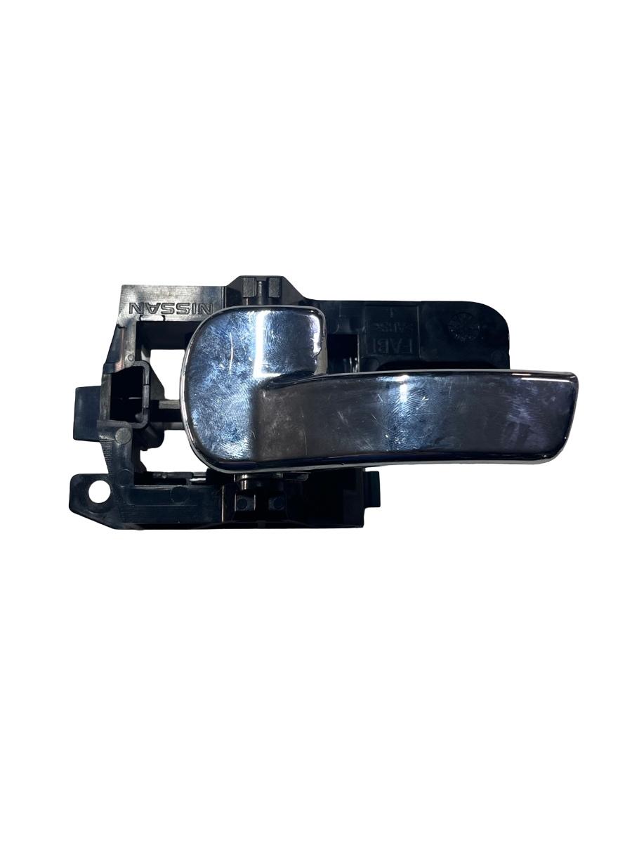 Maner interior portiera  stanga fata NISSAN QASHQAI / QASHQAI +2 I J10, JJ10 2006 - 2014