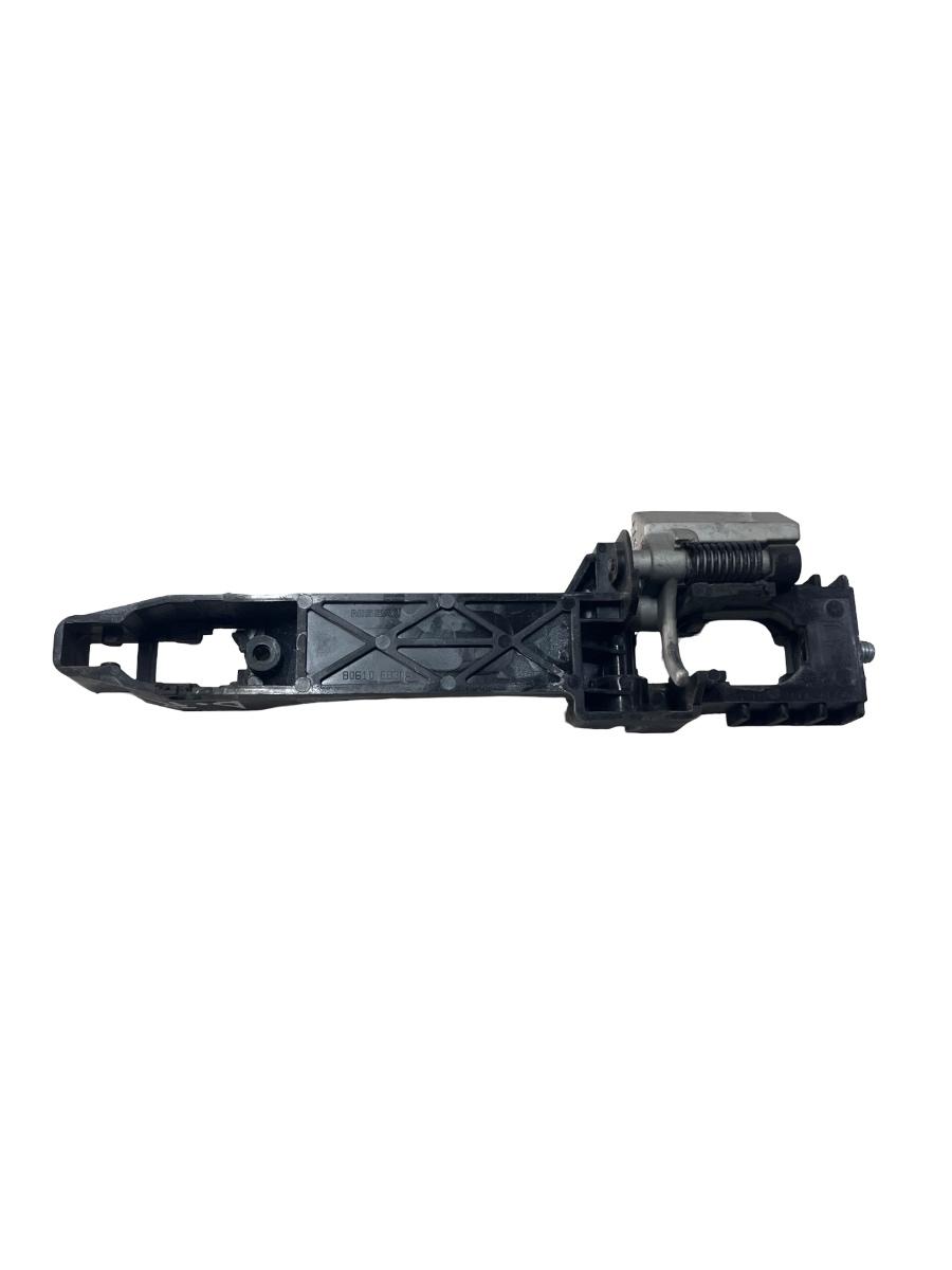 Suport maner dreapta fata NISSAN QASHQAI / QASHQAI +2 I J10, JJ10 2006 - 2014 80610EB30A