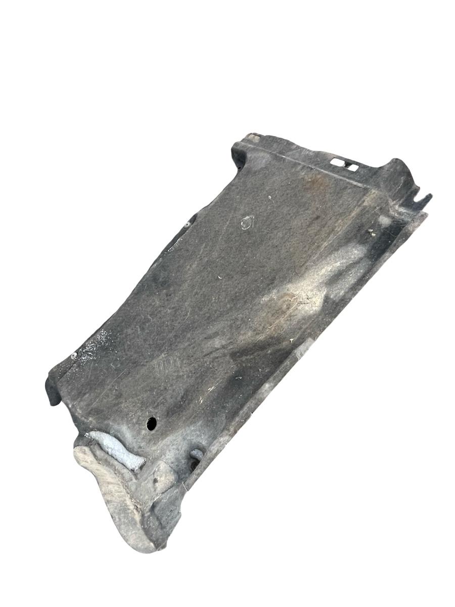 Scut sub caroserie stanga spate AUDI A6 IV Avant 4G5, C7, 4GD 2011 - 2018 4G0825215E