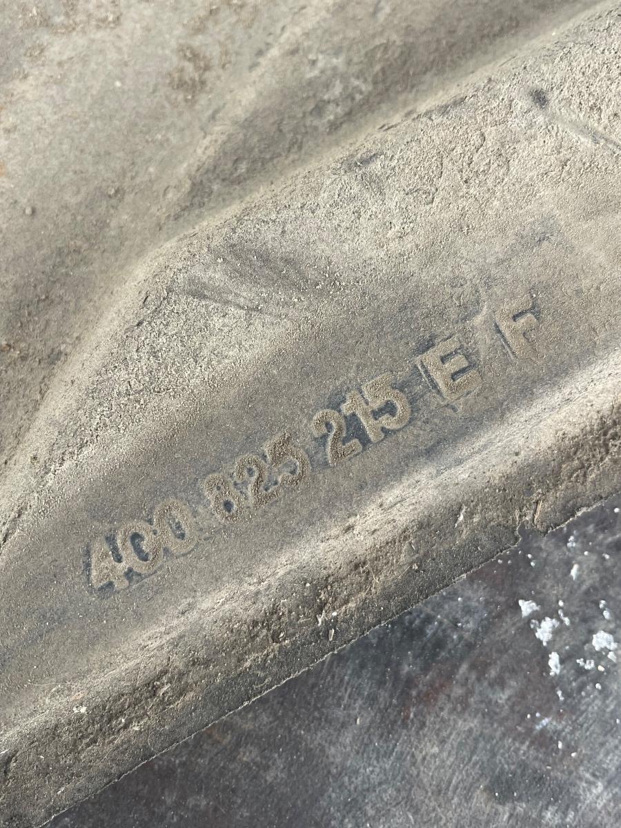 Scut sub caroserie stanga spate AUDI A6 IV Avant 4G5, C7, 4GD 2011 - 2018 4G0825215E – foto 2