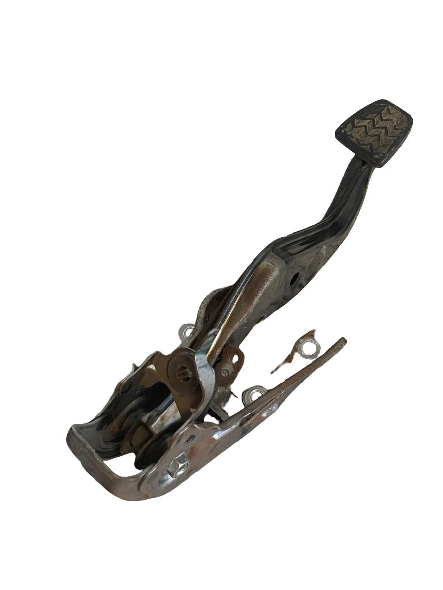 Pedala de frana TOYOTA YARIS _P13_ 2012 - > 1.3 VVTi 1NR-FE