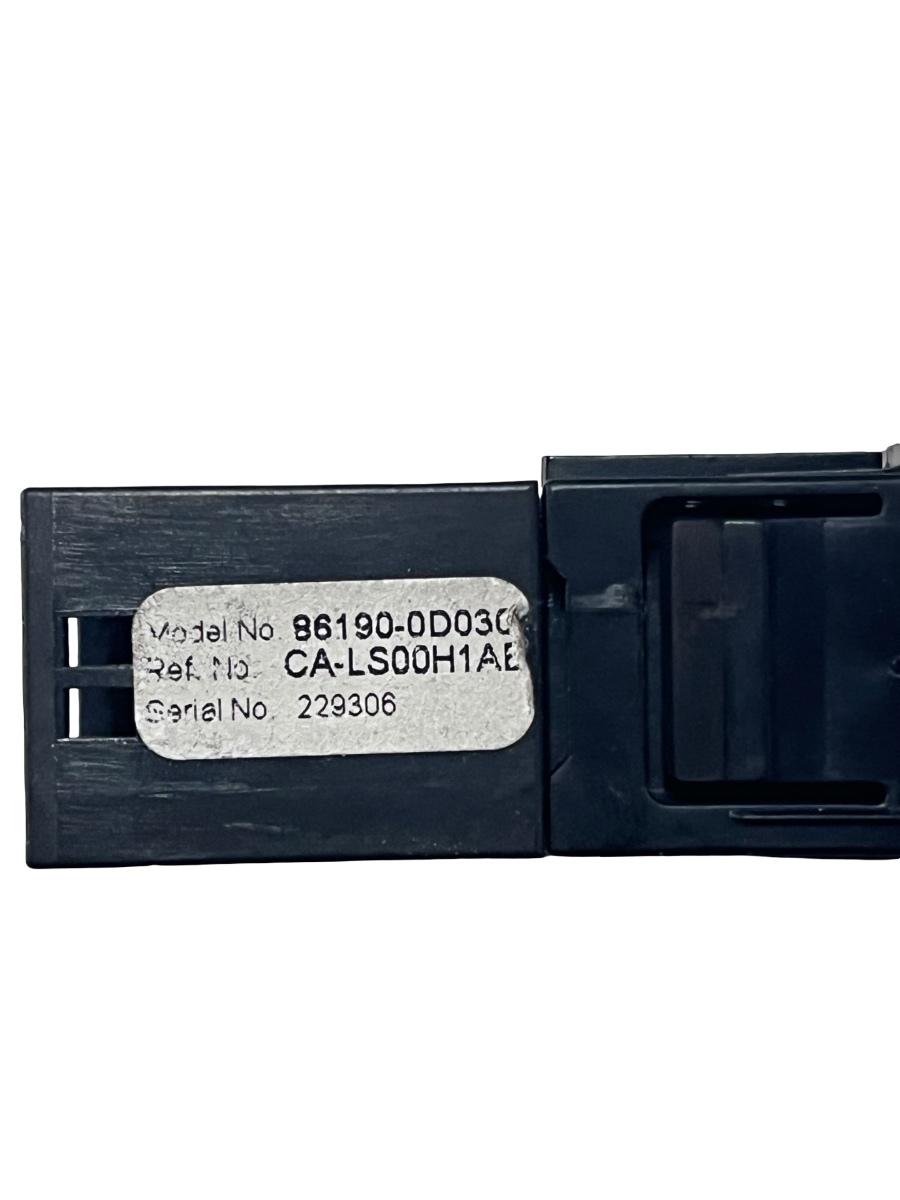 Buton  USB TOYOTA YARIS _P13_ 2012 - > 861900D030 – foto 2