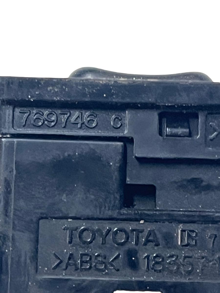 Buton reglaj oglinzi stanga fata TOYOTA YARIS _P13_ 2012 - > 769746C – foto 3