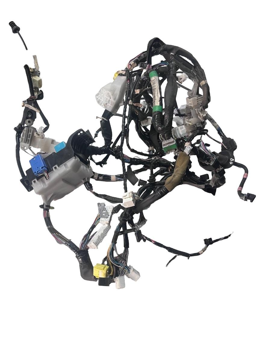 Cablaj instalatie motor TOYOTA YARIS _P13_ 2012 - > 1.3 VVTi 1NR-FE 821410UV60J