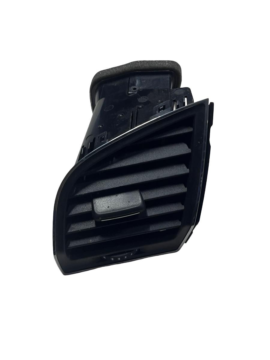 Grila de ventilatie bord stanga fata SKODA FABIA III Estate NJ5 2014 - > W22602