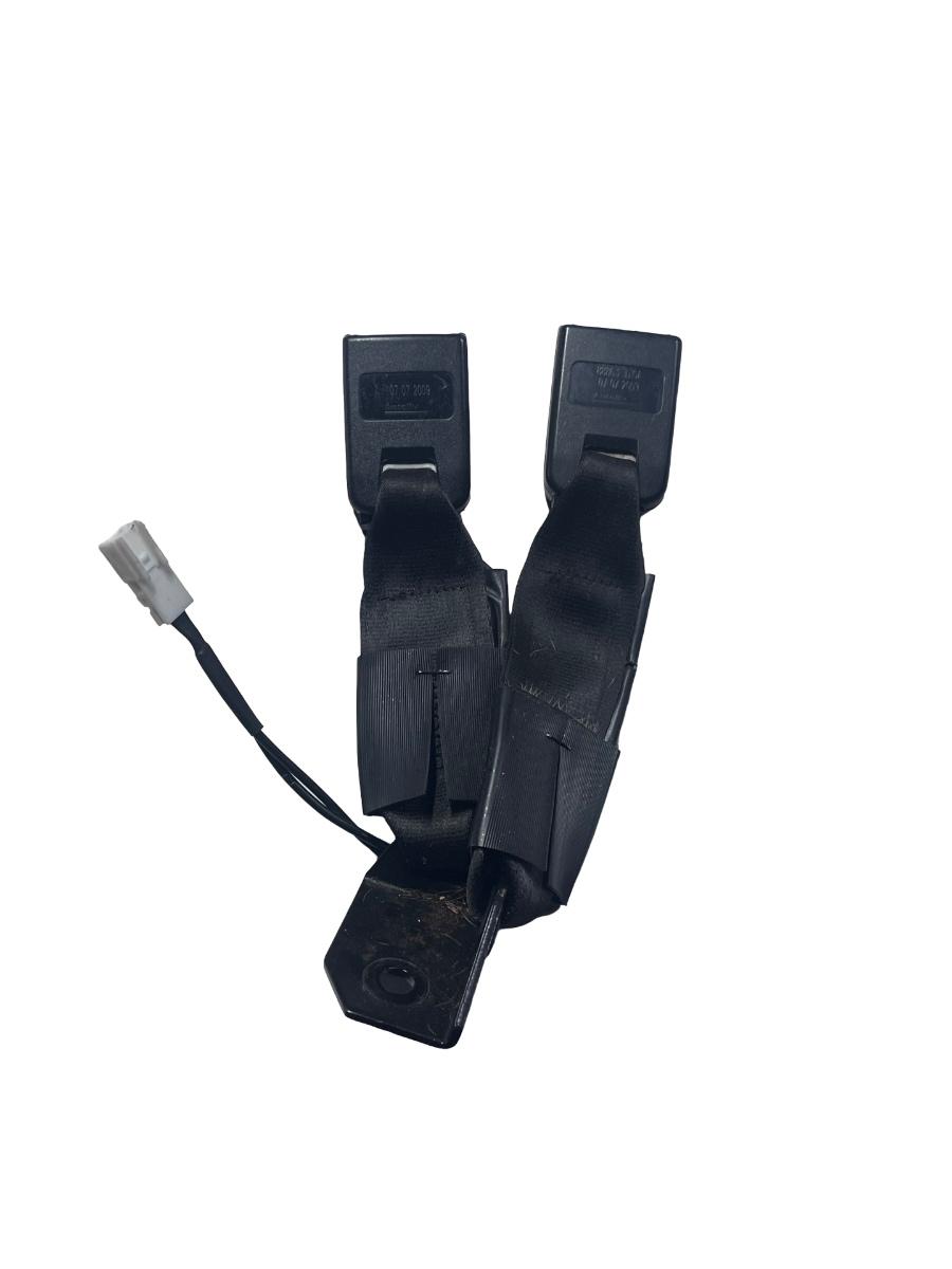 Catarama centura de siguranta mijloc (spate) NISSAN QASHQAI / QASHQAI +2 I J10, JJ10 2006 - 2014