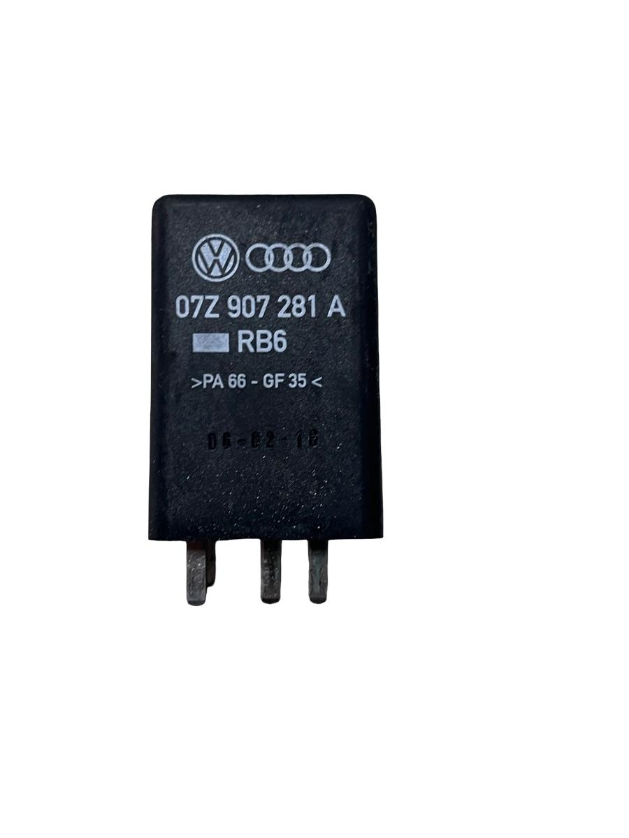 Alte relee VOLKSWAGEN TRANSPORTER V Bus 7HB, 7HJ, 7EB, 7EJ, 7EF, 7EG, 7HF,  07Z907281A
