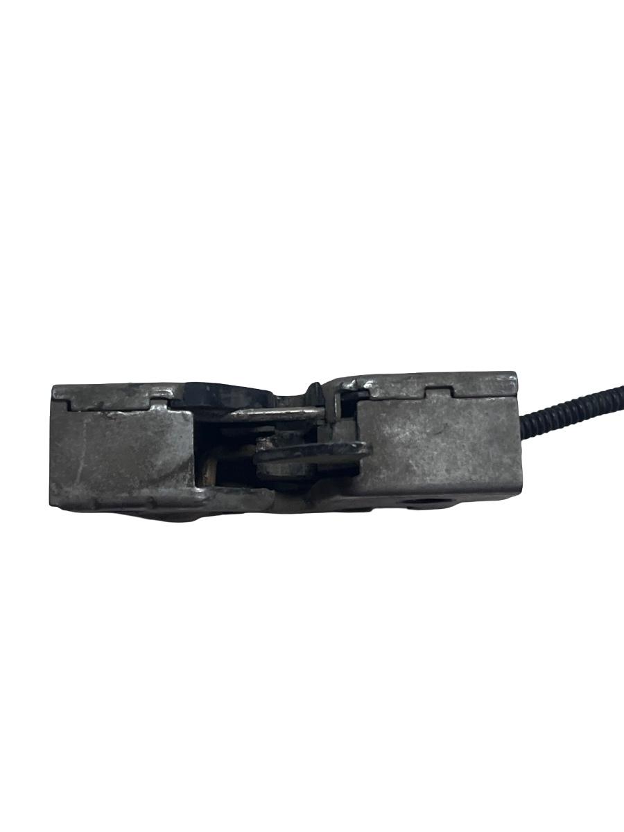 Incuietoare capota motor VOLKSWAGEN Tiguan II Facelift [ 2020 - 2024 ] 5G1823509D – foto 3