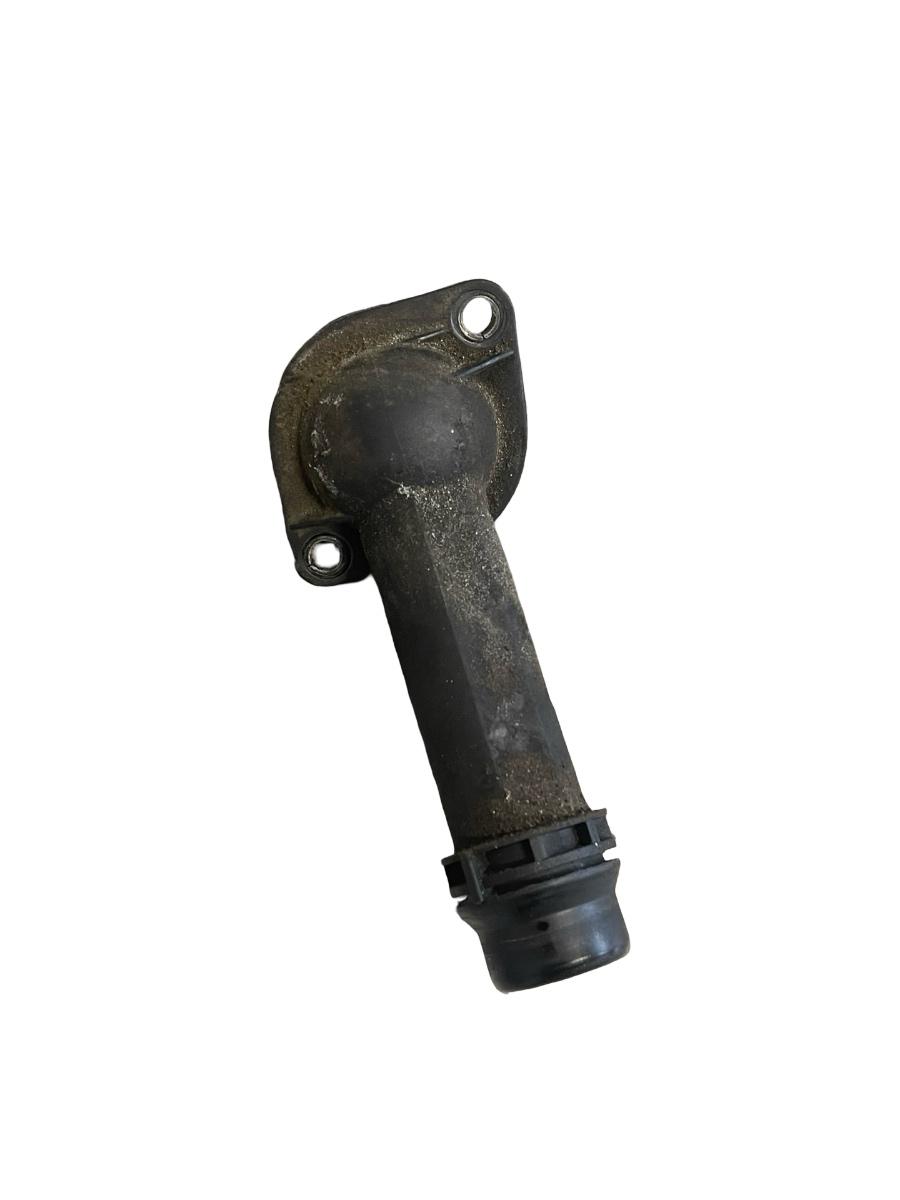 Flansa lichid de racire motor VOLKSWAGEN PASSAT Estate 3B5 1997 - 2001 1.6 ADP, AHL, ANA, ARM – foto 2