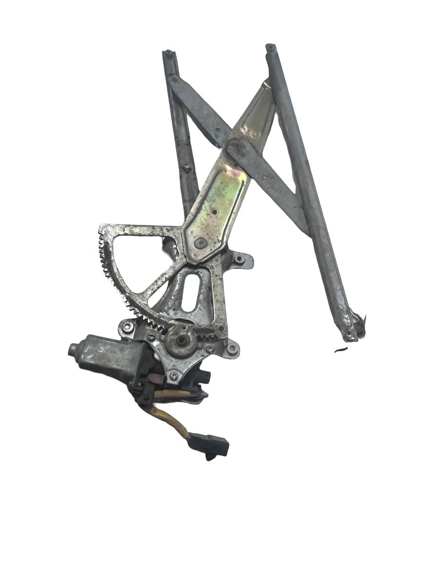 Macara Geam stanga fata TOYOTA PRIUS Saloon _W1_ 2000 - 2004 8572047030