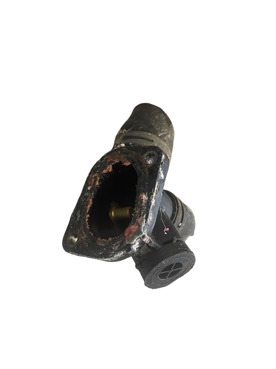 Carcasa termostat VOLKSWAGEN PASSAT Estate 3B5 1997 - 2001 1.6 i AHL – foto 2