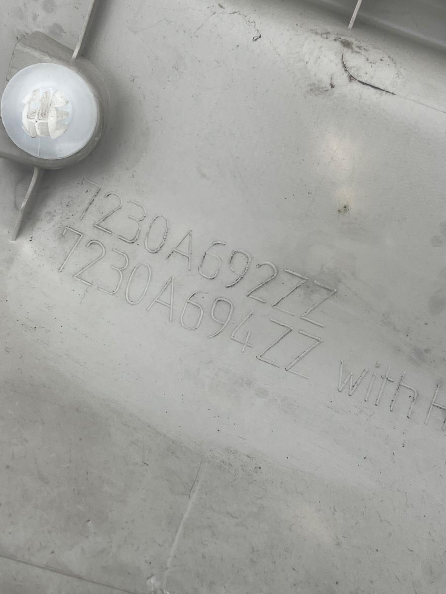 Ornament portbagaj dreapta spate MITSUBISHI OUTLANDER III GG_W, GF_W, ZJ 2012 - > 7230A692ZZ – foto 3