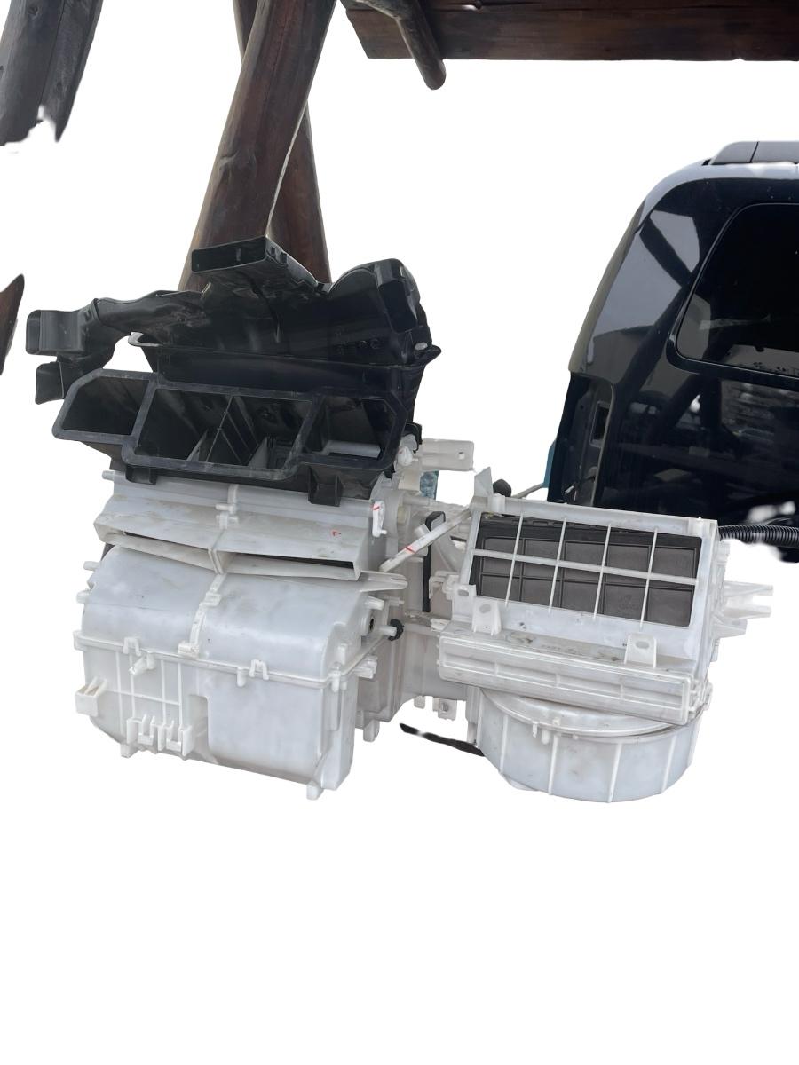 Carcasa aeroterma  MITSUBISHI OUTLANDER III GG_W, GF_W, ZJ 2012 - > – foto 3