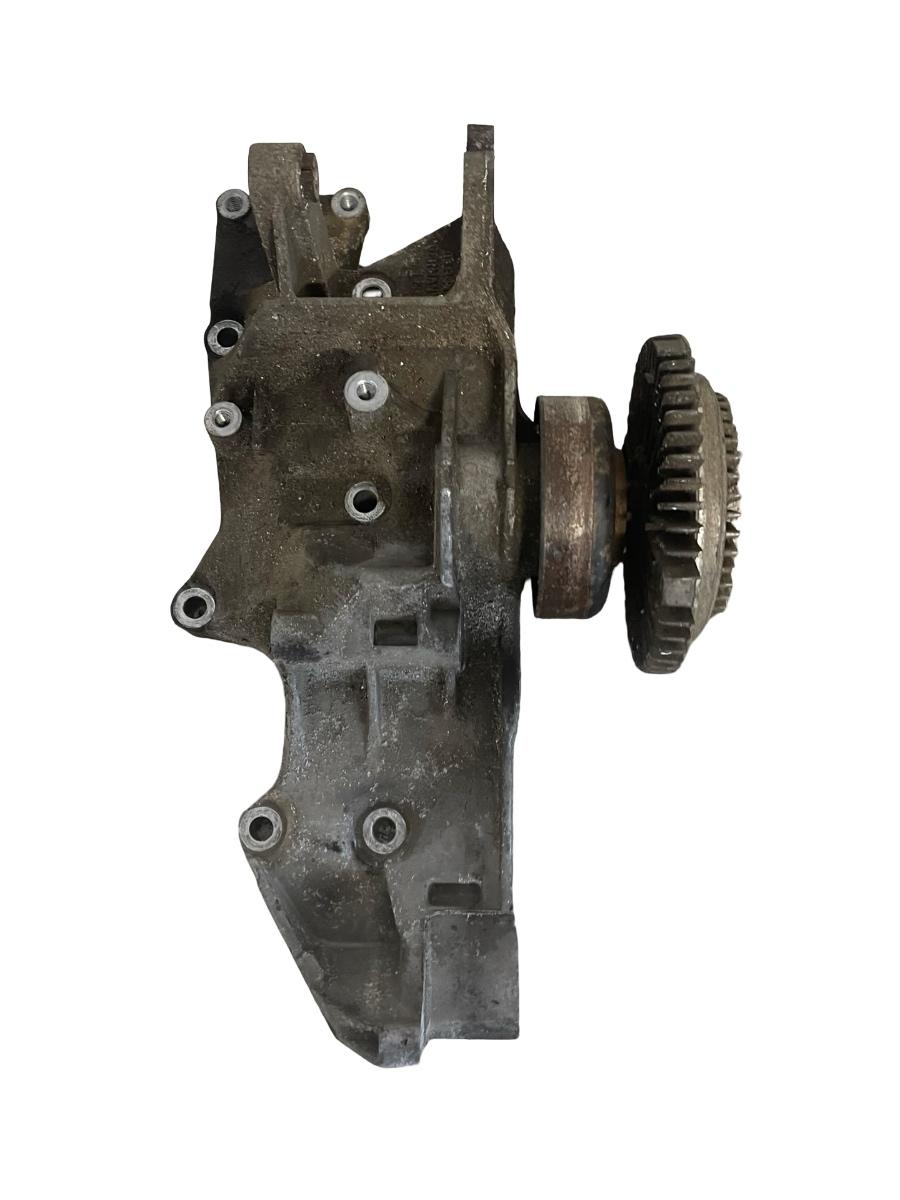 Suport accesorii + vascocuplaj VOLKSWAGEN PASSAT Estate 3B5 1997 - 2001 1.6 ADP, AHL, ANA, ARM 06B121347