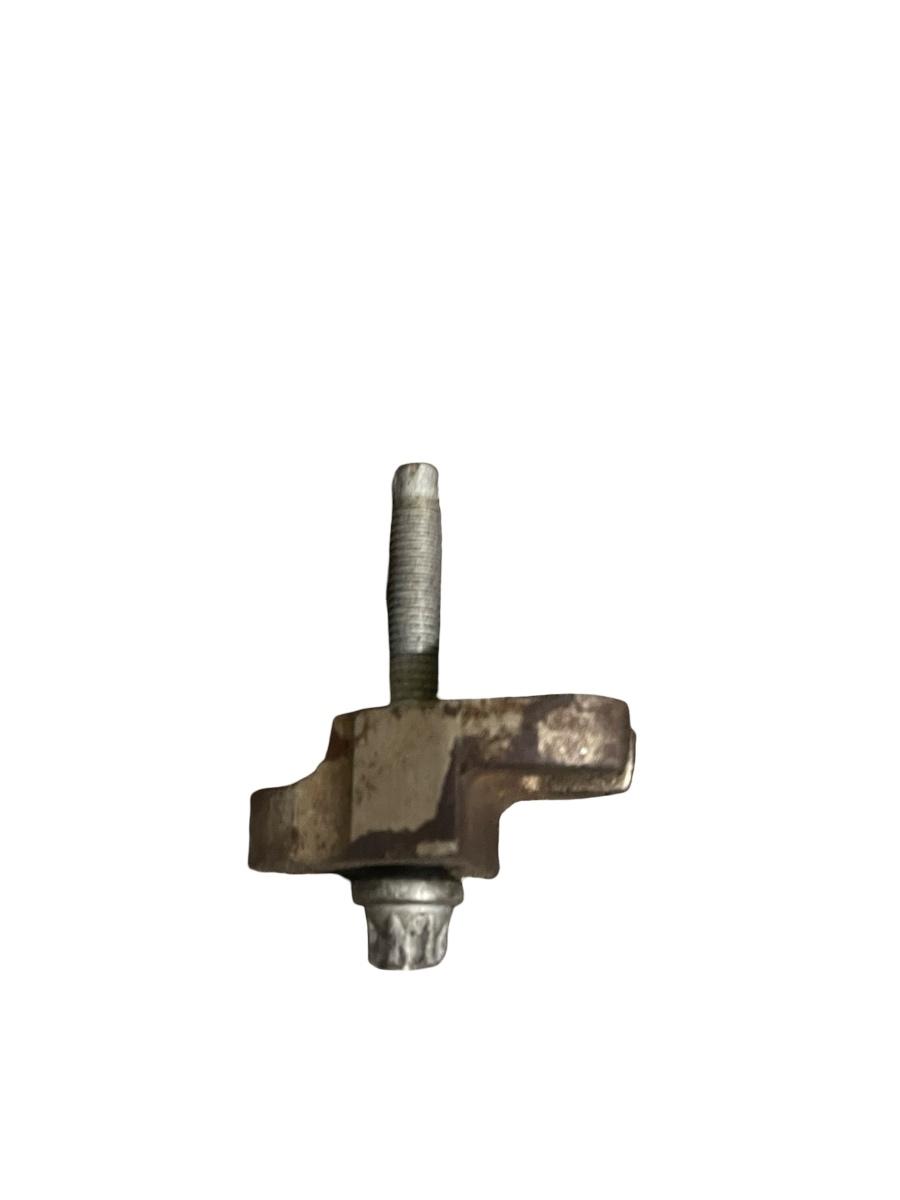 Clema fixare injector combustibil PEUGEOT 308 SW 4E_, 4H_ 2007 - > 1.6 HDi 9HR (DV6C) – foto 2