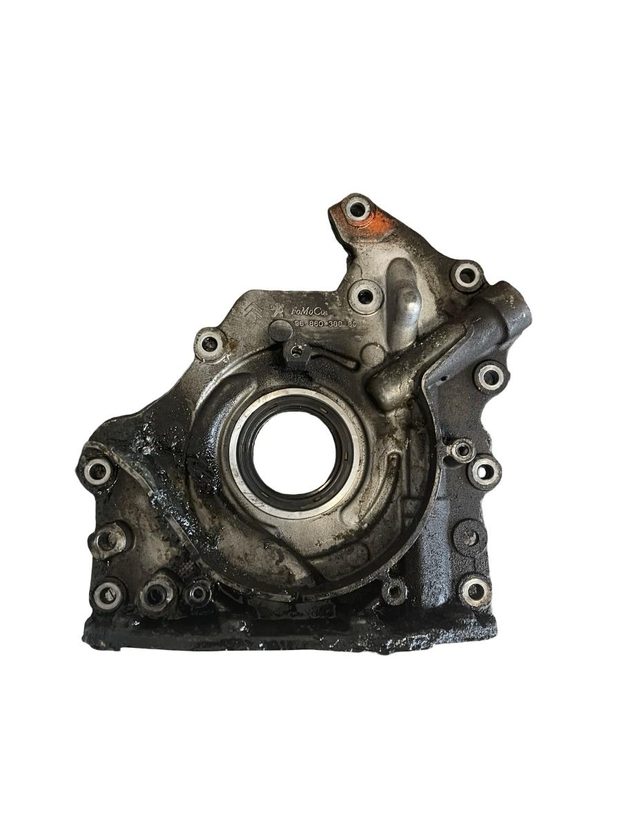 Pompa de ulei VOLVO V40 Hatchback 525, 526 2012 - > 1.6 D2 D 4162 T 9686038880