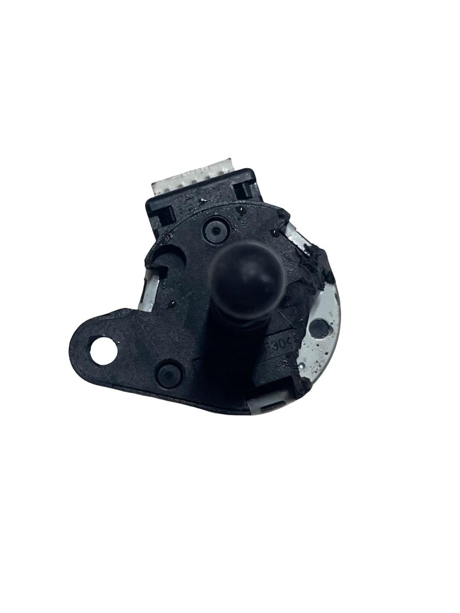 Motoras reglaj nivel far dreapta VOLKSWAGEN Tiguan II  R line Facelift [ 2020 - 2024 ] 1307220036 ( crapat )