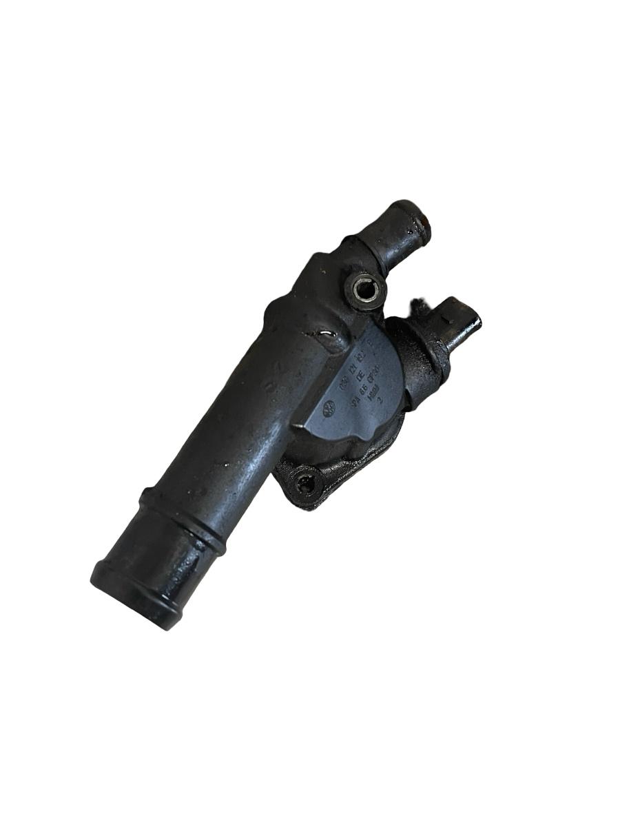 Flansa lichid de racire VOLKSWAGEN TOURAN 1T1, 1T2 2003 - 2010 2.0 TDI BMM 03G121132B