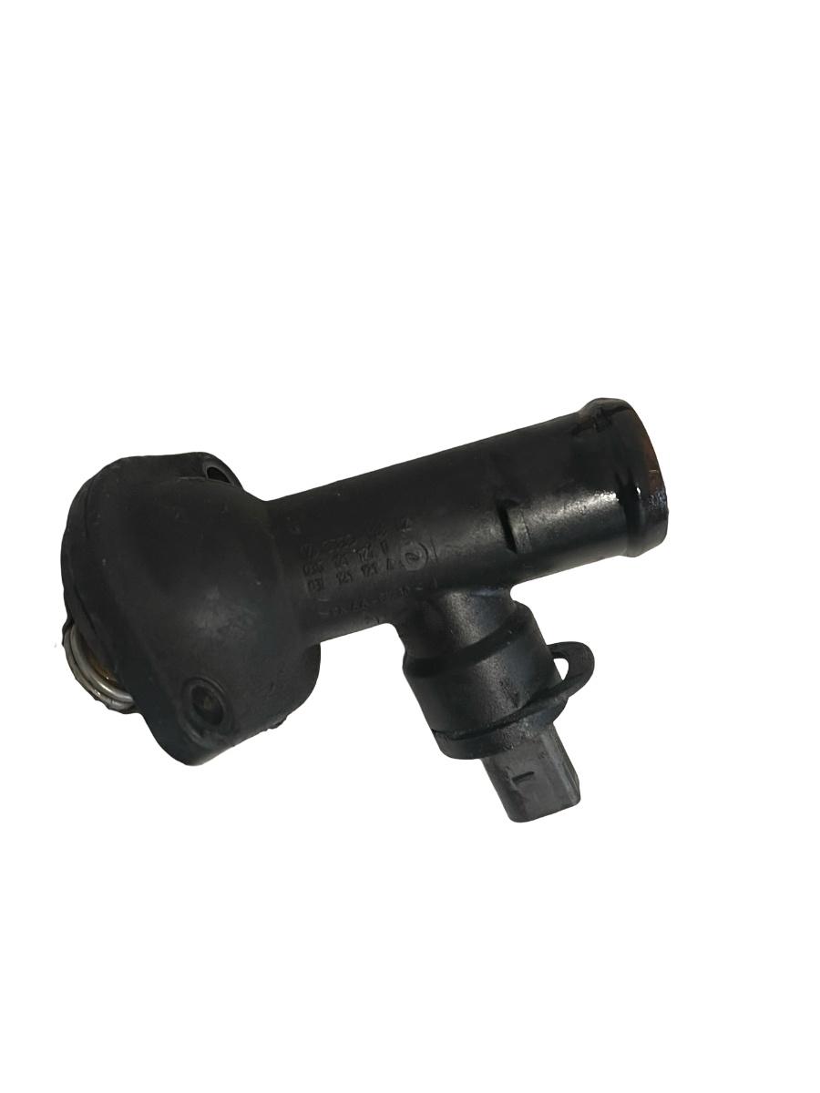 Carcasa termostat VOLKSWAGEN TOURAN 1T1, 1T2 2003 - 2010 2.0 TDI BMM 03G121121D