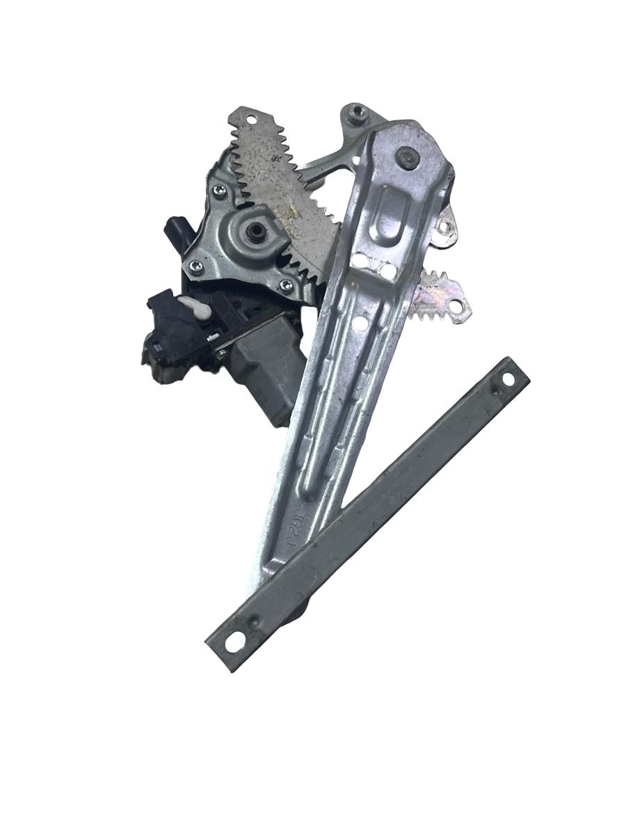 Macara Geam stanga spate NISSAN JUKE F15 2010 - > 82730CV01B