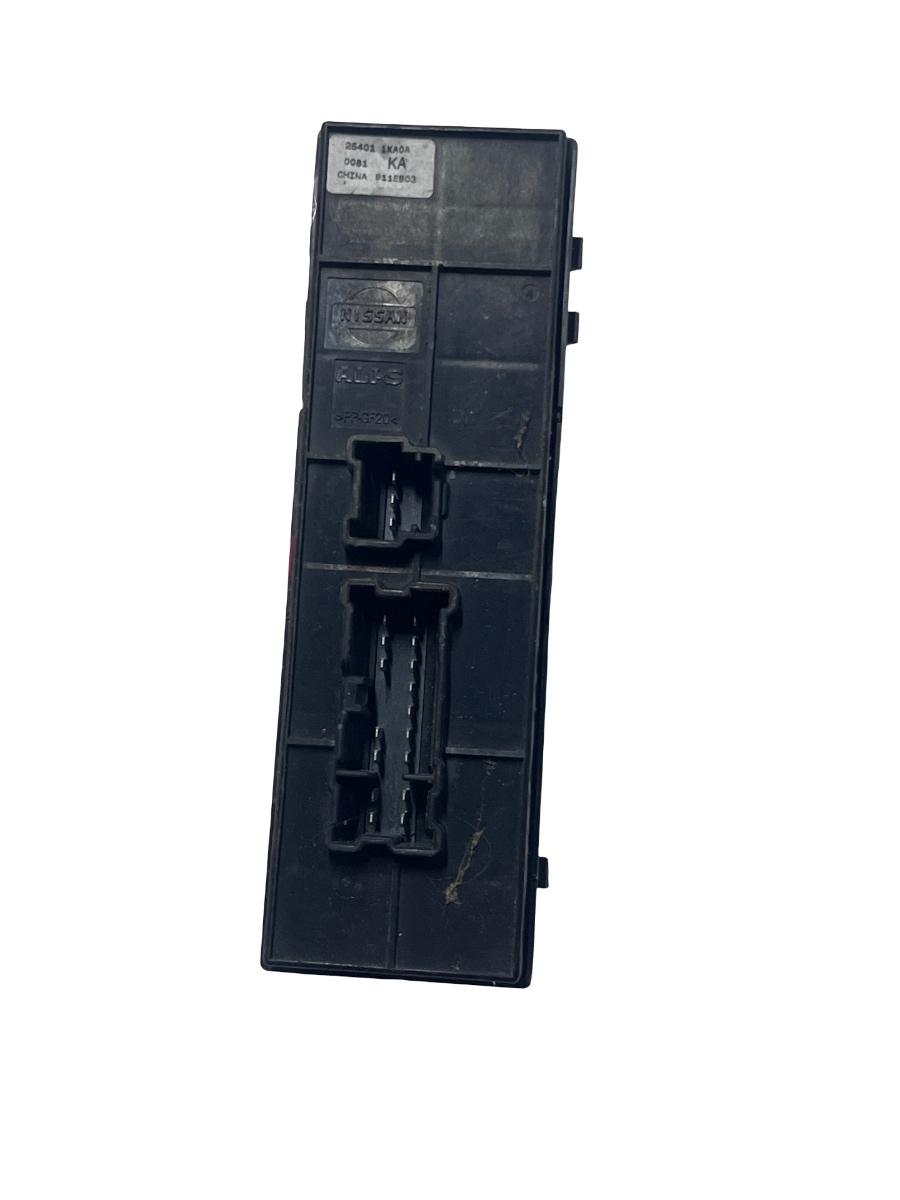 Butoane geamuri electrice stanga fata NISSAN JUKE F15 2010 - > 254011KA0A – foto 2