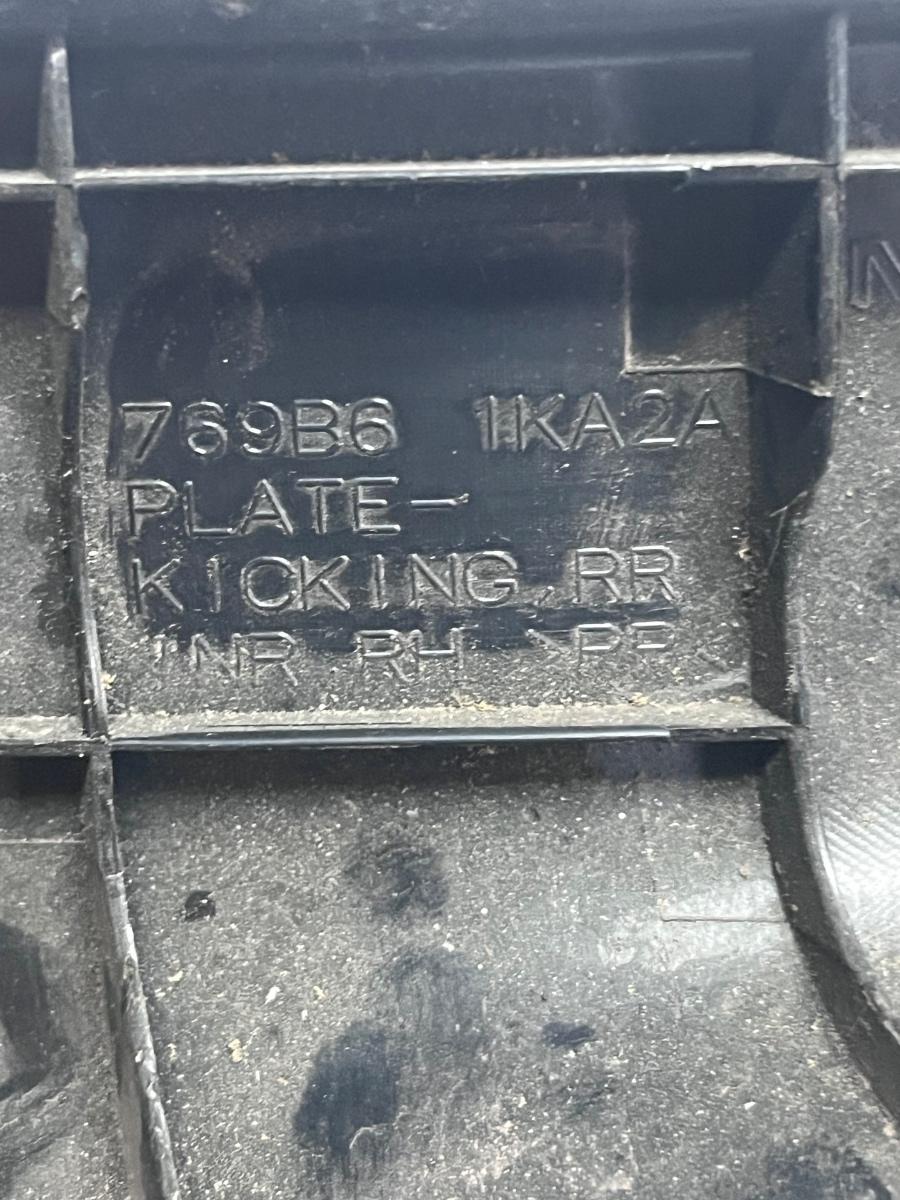 Capac prag dreapta spate NISSAN JUKE F15 2010 - > 769B61KA2A – foto 3
