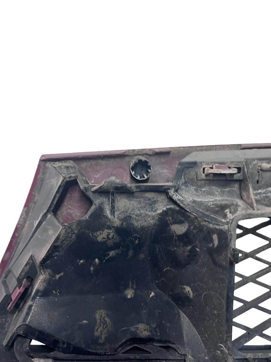 Grila fata FORD FIESTA IV JA_, JB_ 1995 - 2002 ( Prinderi rupte ) – foto 3