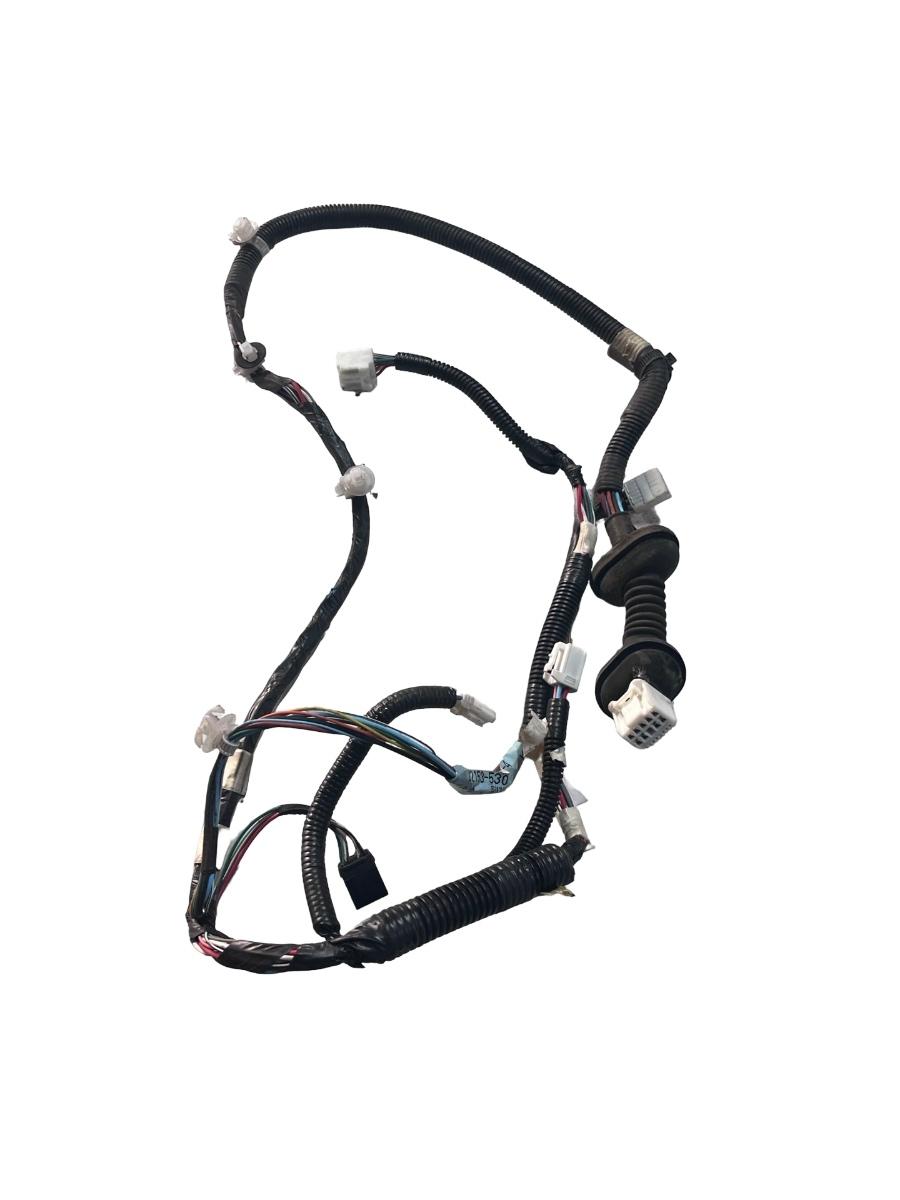 Instalatie portiera dreapta spate LEXUS IS II Saloon GSE2_, ALE2_, USE2_ 2005 - 2013 8215353040C