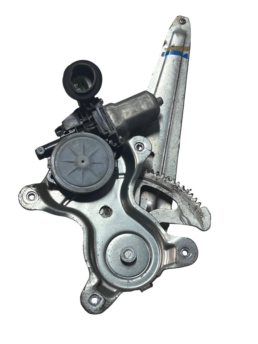 Macara Geam stanga spate LEXUS IS 220 Saloon GSE2_, ALE2_, USE2_ 2005 - 2013 070703B