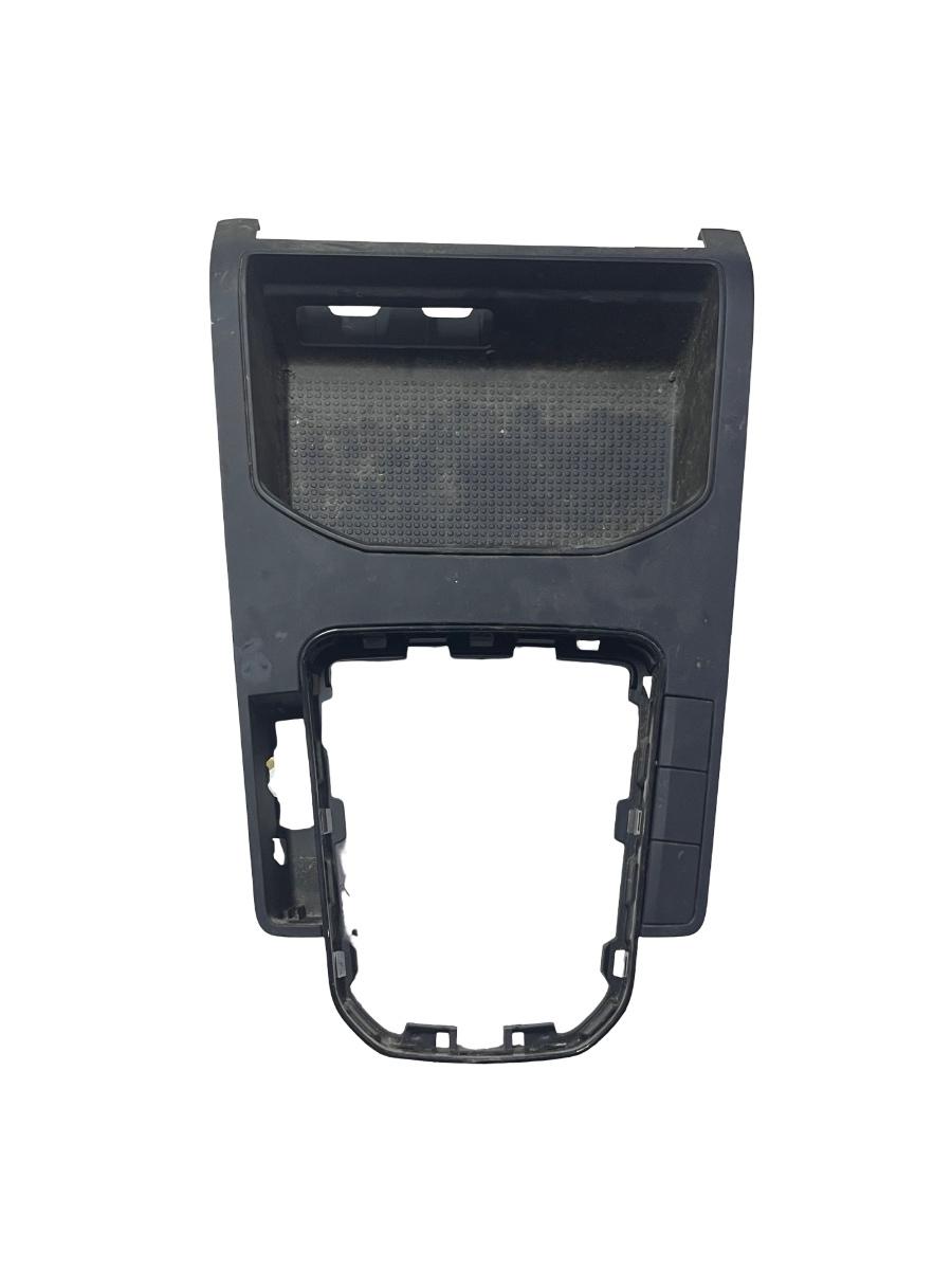 Consola centrala SEAT ARONA KJ7 2017 - > 6F0863283