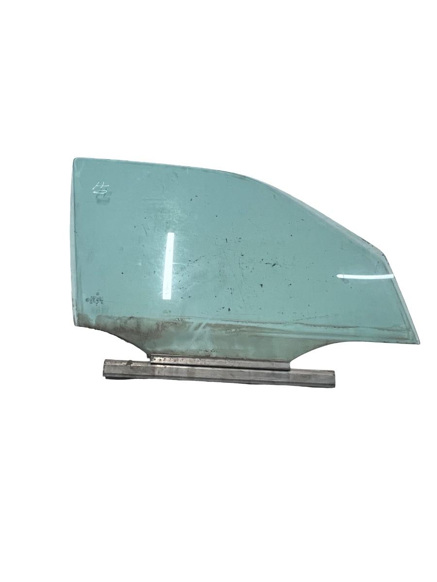 Geam portiera dreapta fata MERCEDES-BENZ C-CLASS W202 1993 - 2000