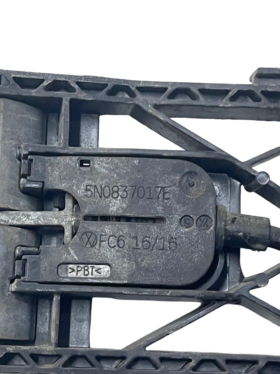 Suport maner exterior portiera stanga fata VOLKSWAGEN CADDY IV Box SAA, SAH 2015 - > 5N0837017E – foto 4