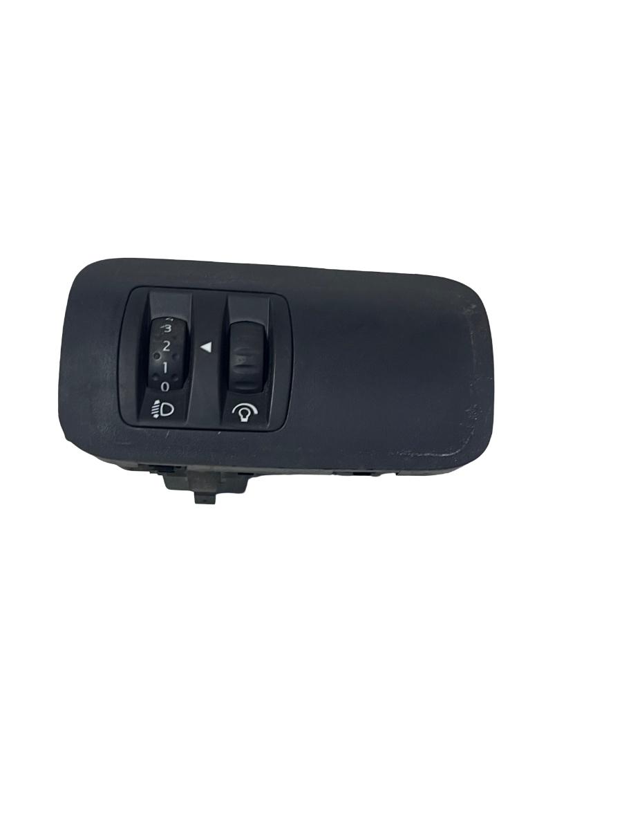 Comutator reglaj nivel faruri RENAULT MEGANE II BM0/1_, CM0/1_ 2001 - 2012 8200176081